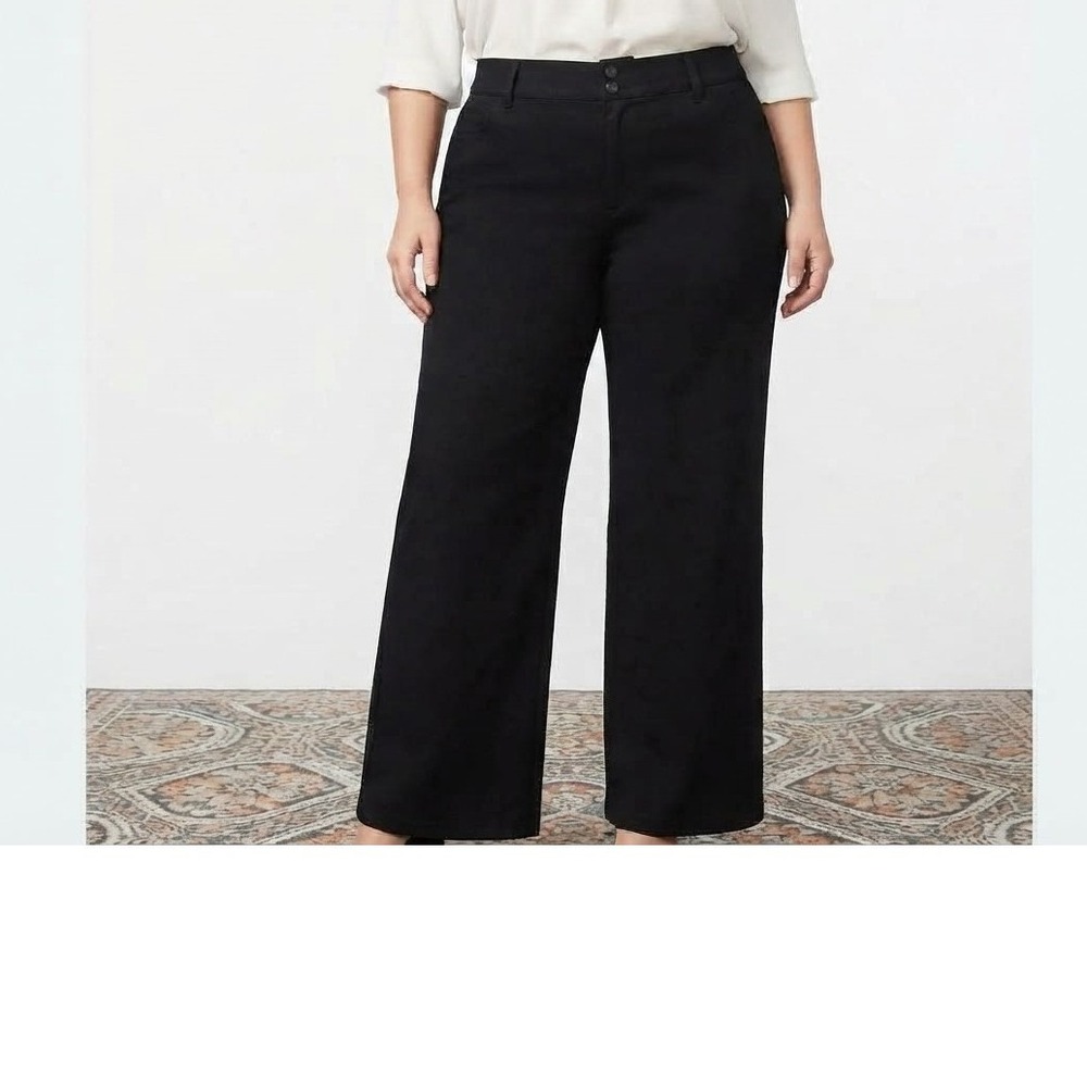 Torrid Studio Trouser Boot Light Weight Ponte High Rise Pant Deep Black 22R NEW